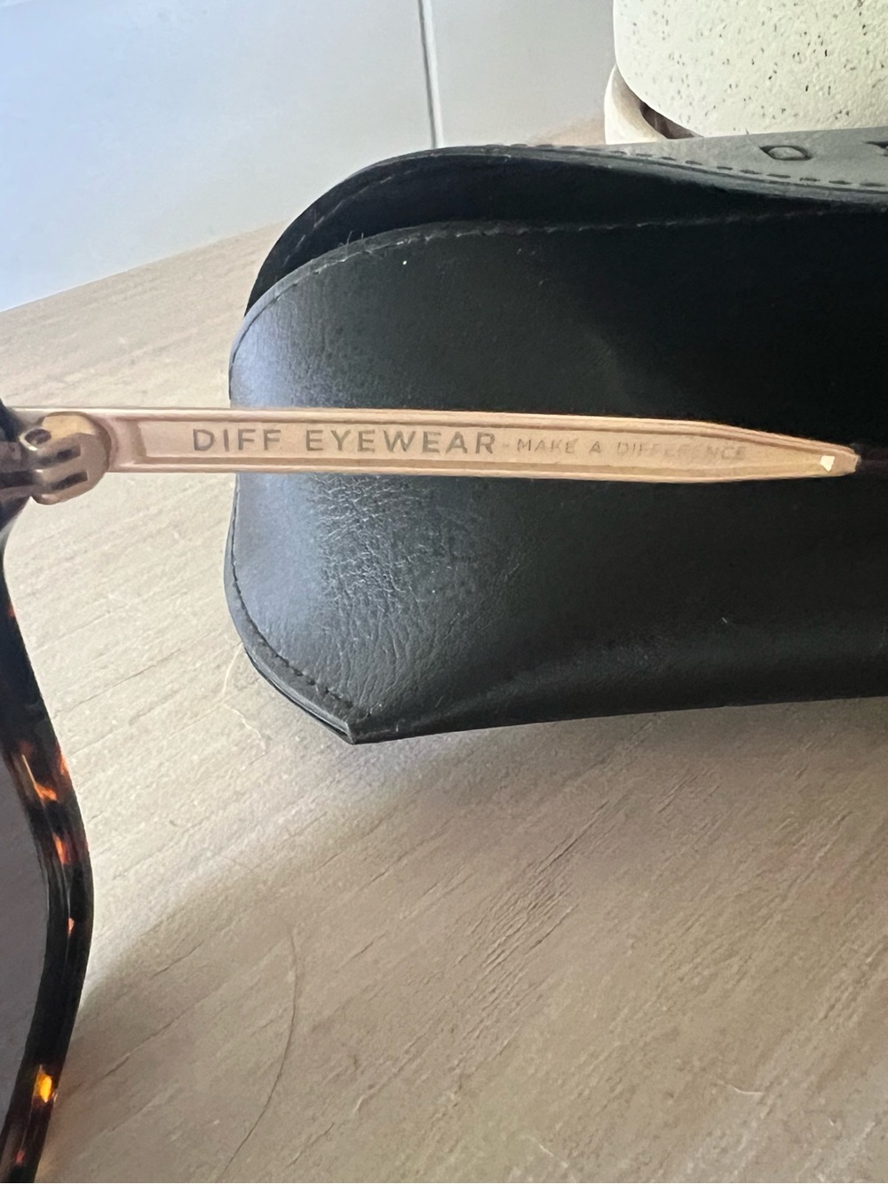 DIFF bella polarized Sunglasses - Picture 3 of 8